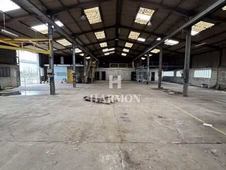 local 900 m² mourenx