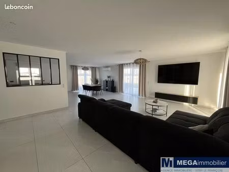 maison 5 pièces 150 m²