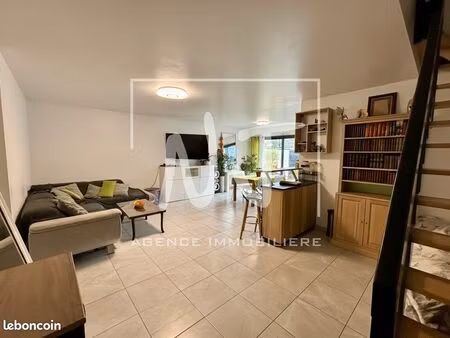 maison 5 pièces 106 m²