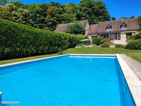 maison familiale 185 m² – 5 chambres – piscine – terrain 4 000 m²
