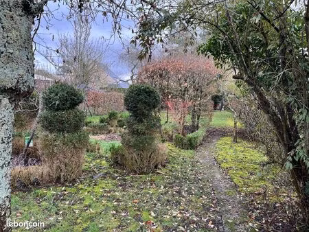 terrain constructible 300m²