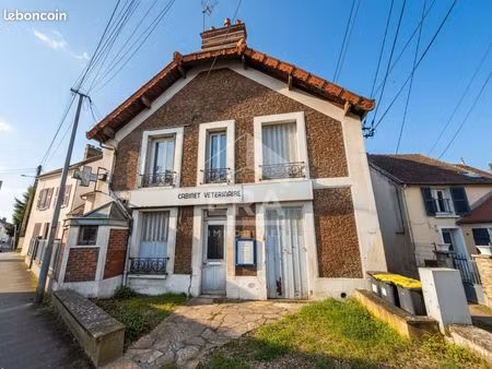 immeuble 198 m² mormant