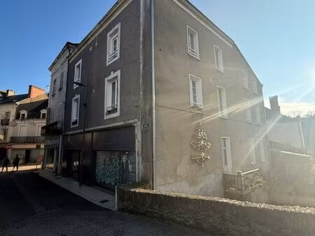 a louer  local commercial/bureau  segré centre