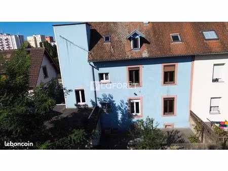 propriété 10 pièces 192 m²