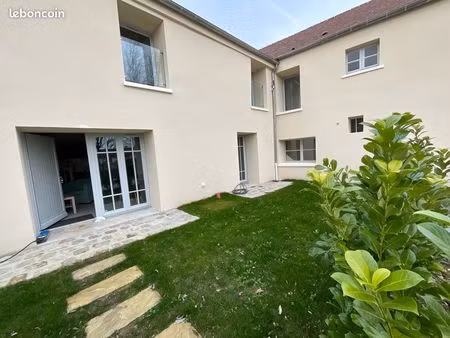 loue appartement/maison meublé 4 chambres