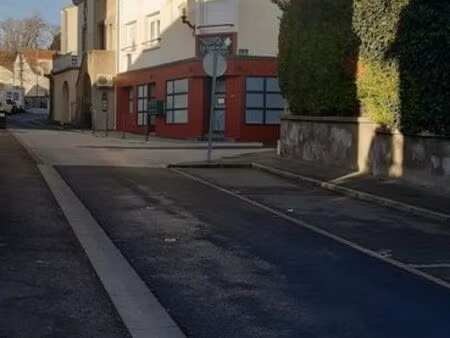 a louer a pérignat les sarliève  local pour profession libérale ou commerce