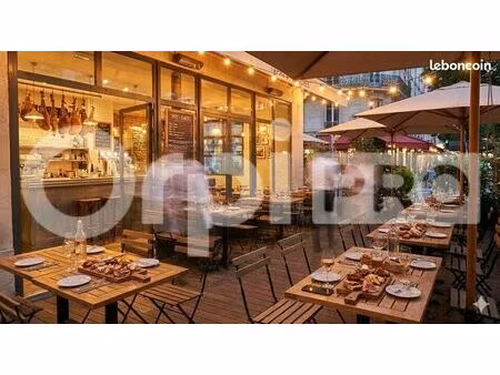 fonds de commerce 200 m²