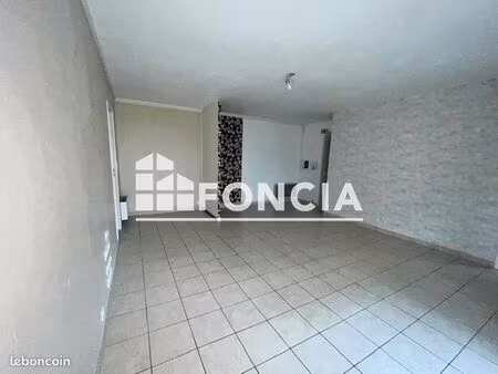 local commercial 73 m²