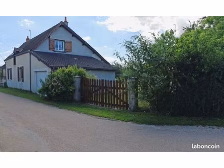 maison individuelle avec dépendance et garage