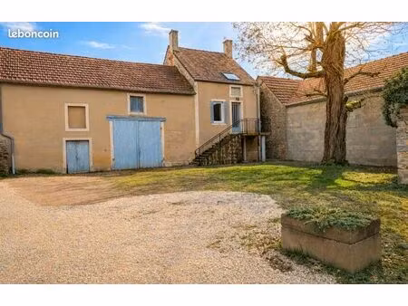 maison 60m2 avec cour 250m2 & garage 20m2