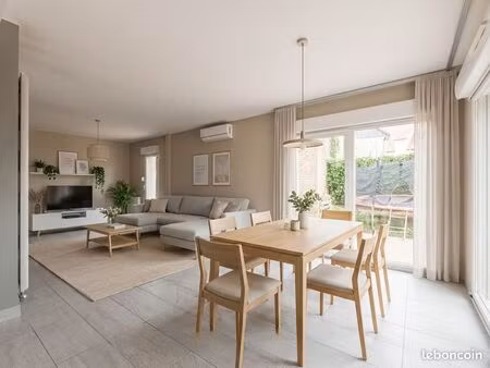 maison avec jardin  garage et 4 chambres