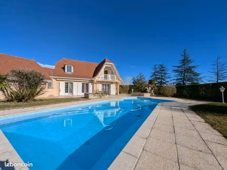 maison 6 pièces 128 m²