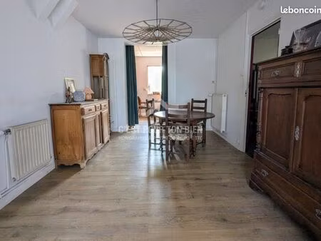 maison 6 pièces 135 m²