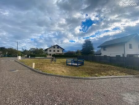 terrain 437 m² vimines