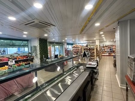 fond de commerce 160m2