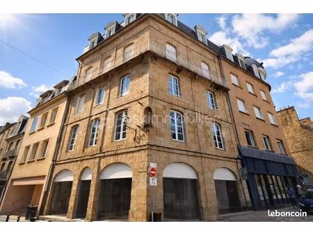 local commercial 263 m²