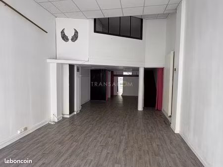 local commercial tours