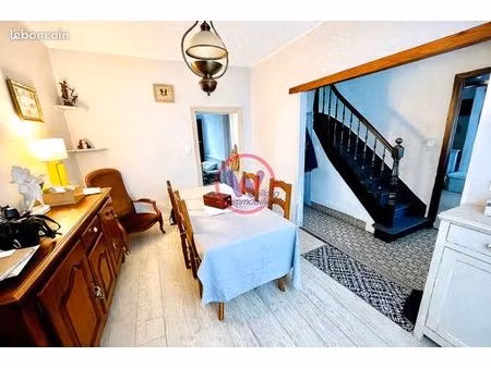 maison de ville 4 pièces 90 m²