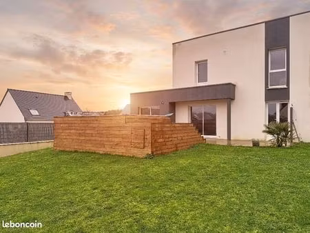 maison 6 pièces 108 m²