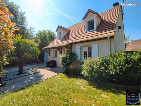 pavillon 5 pièces 100 m²