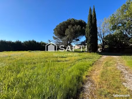 terrain 1071 m² merville