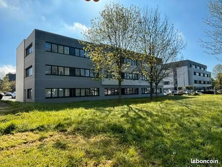 bureaux 344 m²