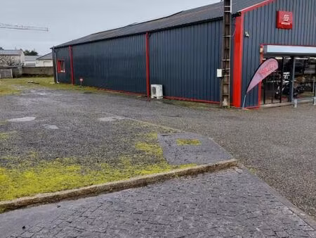 local commercial 400 m²