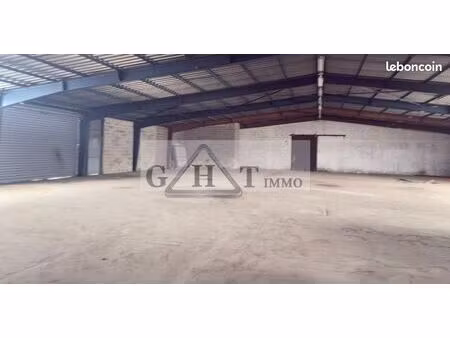 local bureaux 2 277 m²