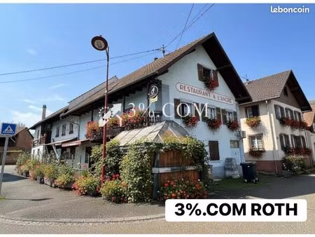 local restaurant 389 m²
