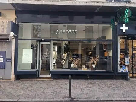 boutique 96 m² st germain en laye