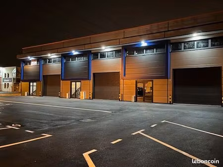 local commercial à louer pontault combault