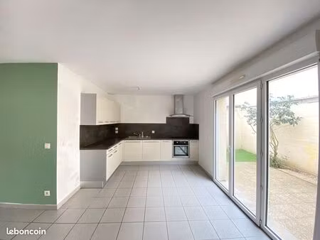 maison 4 pièces 77 m²