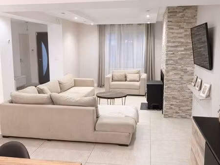 maison 6 pièces 125 m²