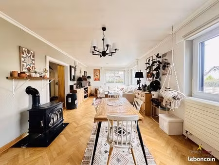 maison 7 pièces 198 m²