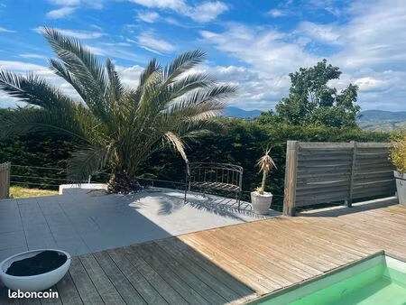 maison 5 pièces 157 m²
