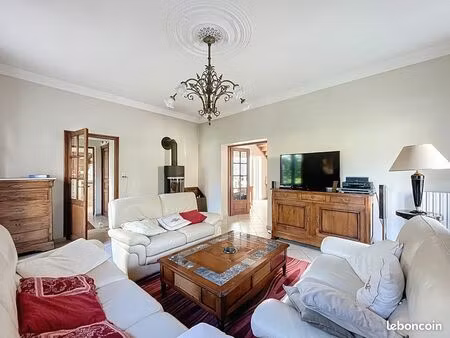 c à vendre