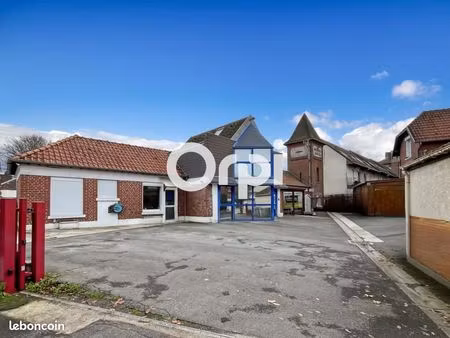 immeuble 6 pièces 180 m²