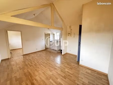 immeuble 5 pièces 142 m²