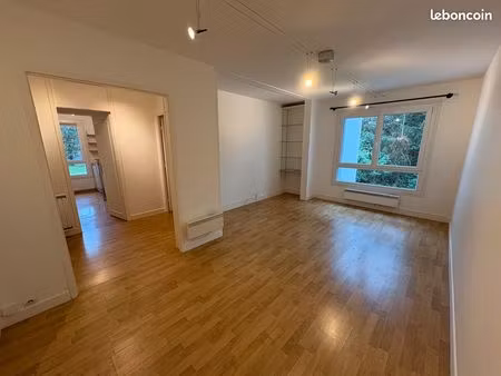 location appartement 4 pièces 81 m² - 35700 rennes (les gayeulles - saint-laurent)