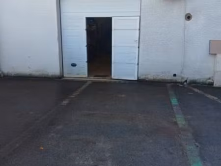 local entrepôt stockage