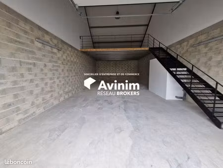 local 150 m² claye-souilly