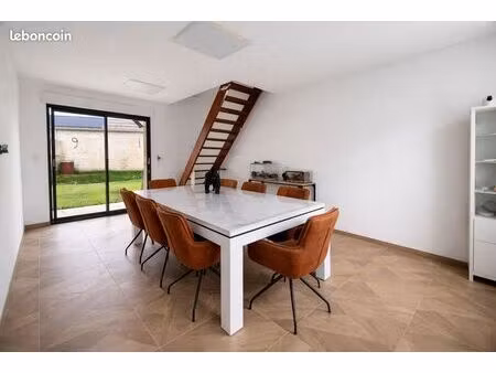 maison 5 pièces 90 m²