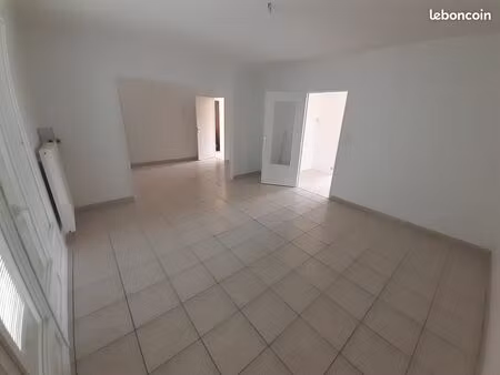 maison rénovée. situation idéale. 92 m2 . 4 pièces . 400 m2