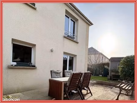 maison 4 pièces 80 m²