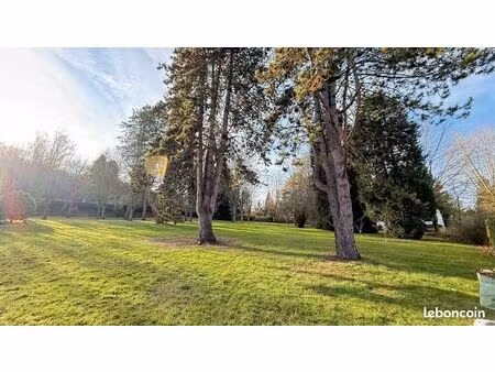 maison 8 pièces 220 m²