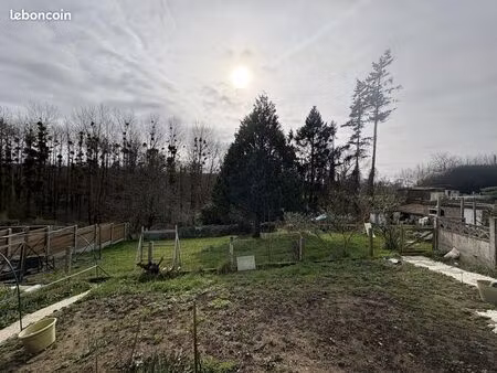 terrain 400 m² saint-aubin-des-préaux