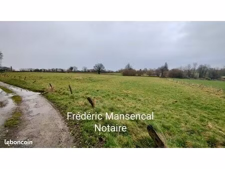 bien agricole 8068 m² la haye-pesnel