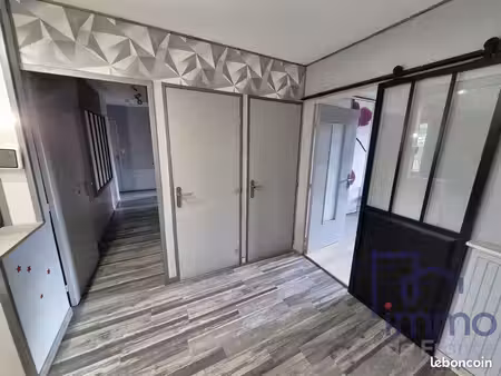 appartement 5 pièces 104 m²