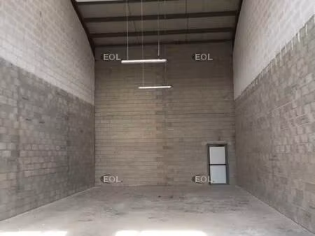 local bureaux 264 m²