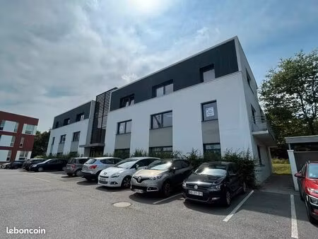 bureaux 192 m² chartres de bretagne